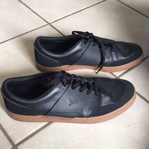 Men’s black PUMA shoes - Picture 2 of 4